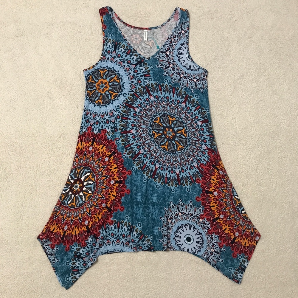 SOLD Sleeveless Boho Dress Mandala Print Soft Stretchy Size M ๐จ - Picture 2 of 10
